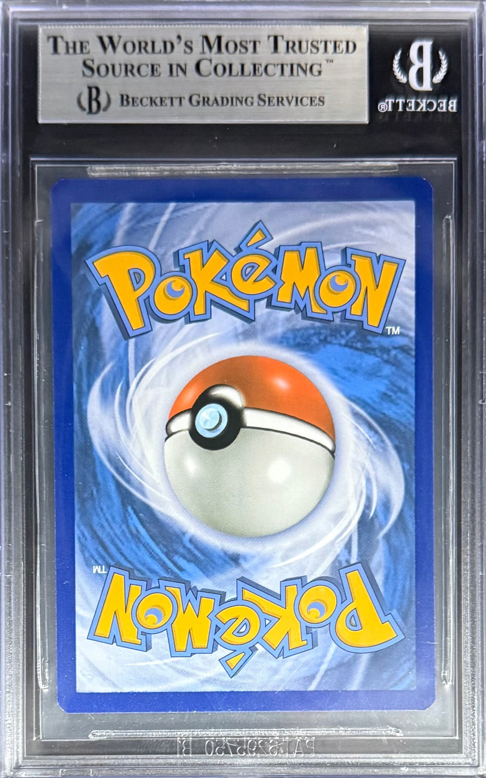 Pokemon Magikarp 17/111 Reverse Foil Pokemon Sun & Moon Crimson Invasion 2017 Beckett BGS 8.5