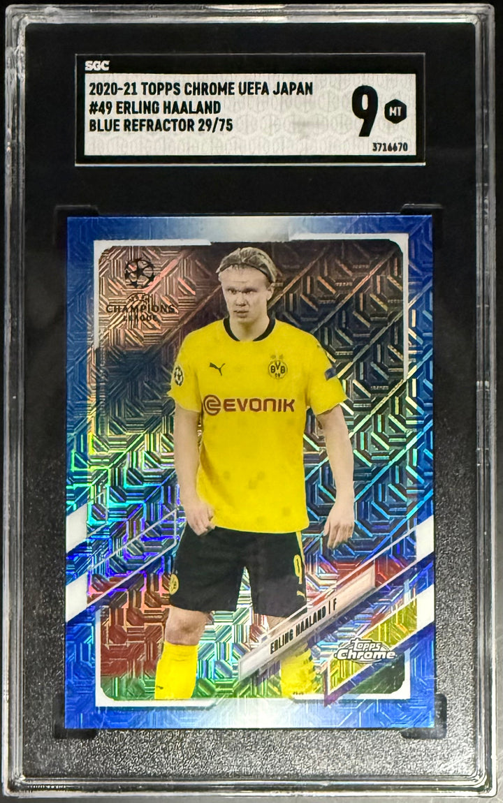 Topps Erling Haaland Blue Refractor /75 Chrome UEFA Japan 2020-21 SGC 9