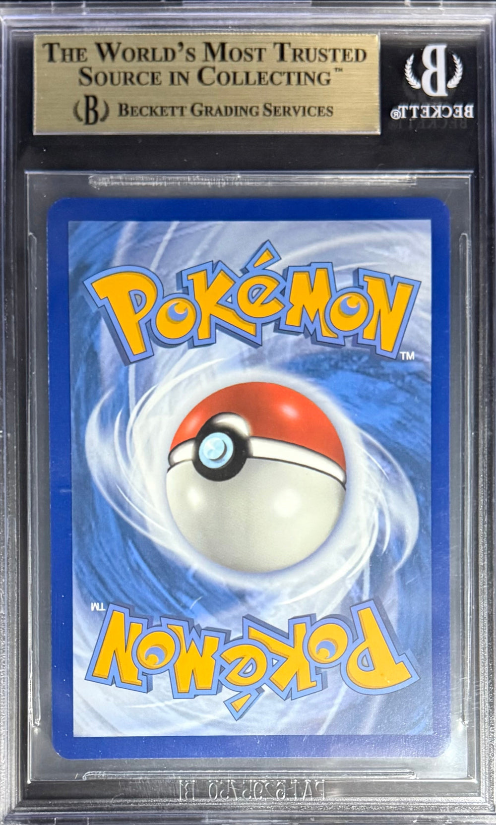 Pokemon Zapdos 48/185 Holo Pokemon Sword & Shield Vivid Voltage 2020 Beckett BGS 9.5