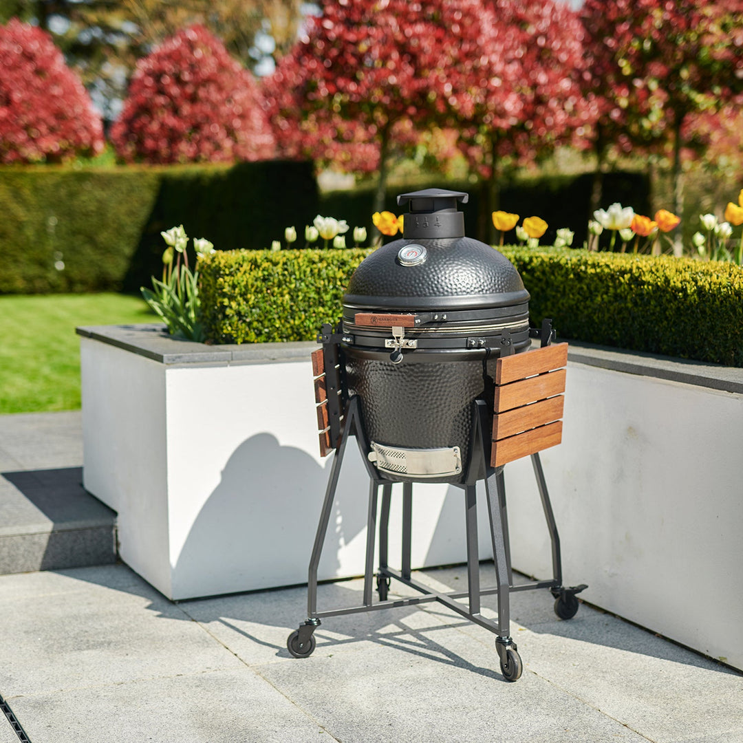 Kamado BBQ 22" Ceramic Grill in Black