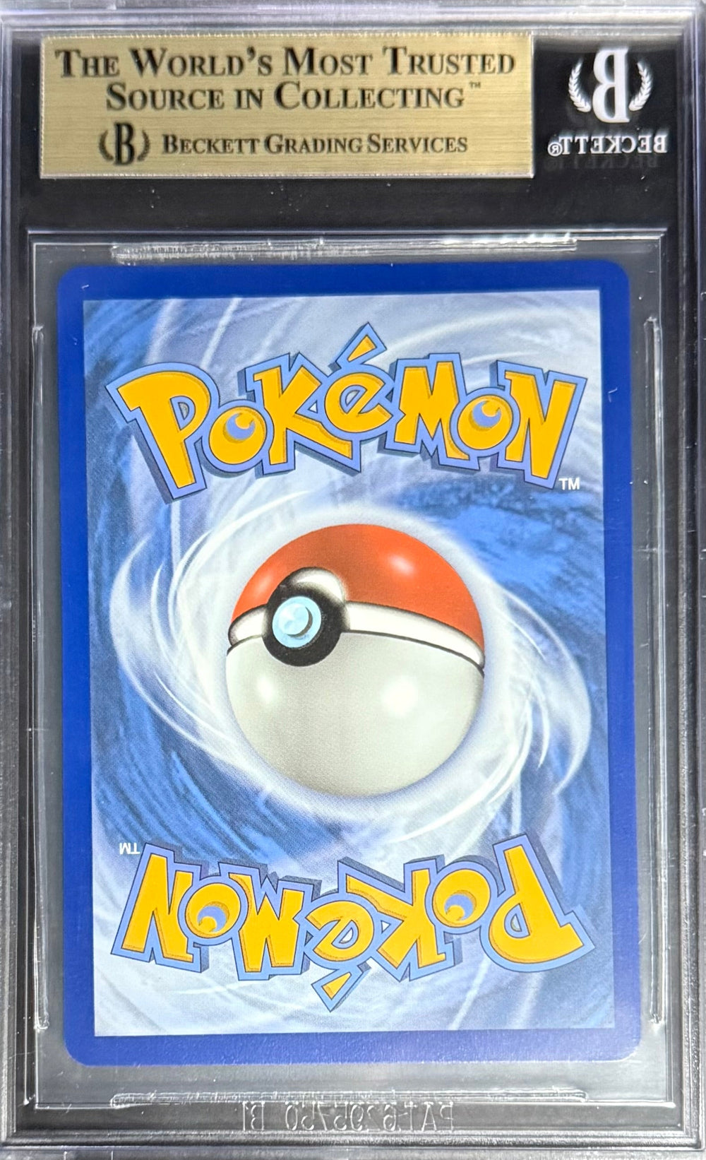 Pokemon Pikachu 43/185 Pokemon Sword & Shield Vivid Voltage 2020 Beckett BGS 9.5