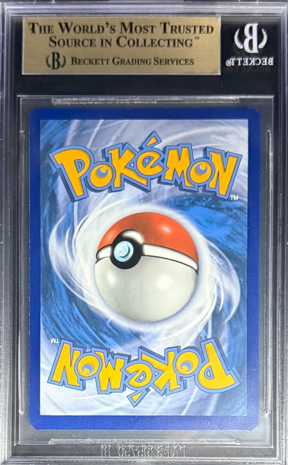 Pokemon Charizard 25/185 Holo Reverse Foil Pokemon Sword & Shield Vivid Voltage 2020 Beckett BGS 9.5