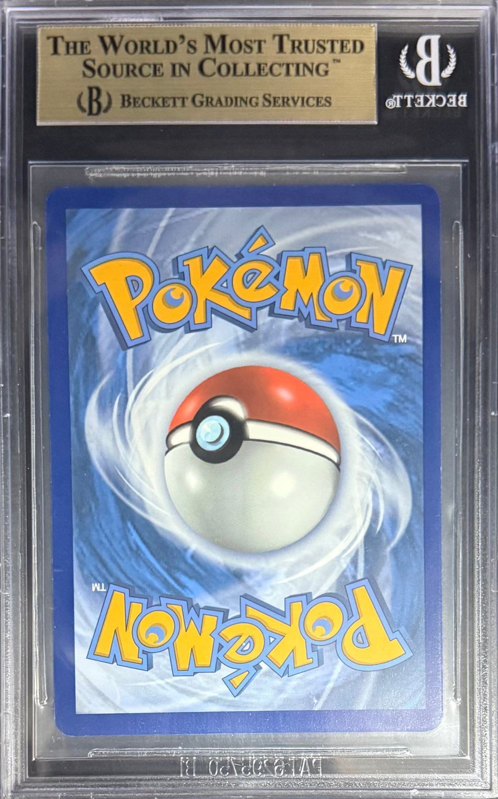 Pokemon Rayquaza A 138/185 Pokemon Sword & Shield Vivid Voltage 2020 Beckett BGS 9.5