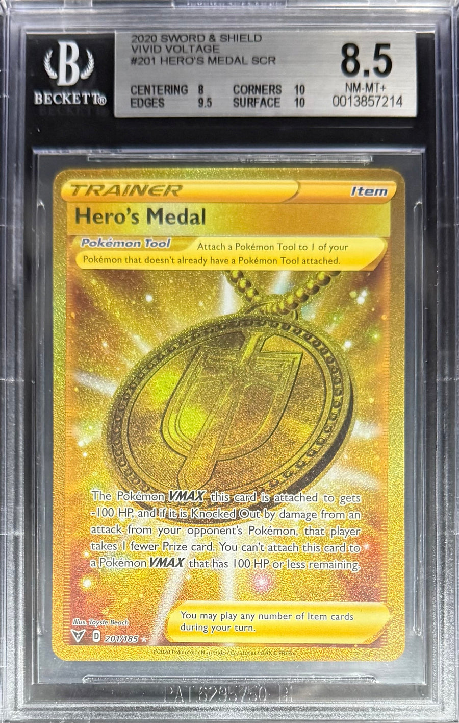 Pokemon Hero's Medal 201/185 Pokemon Sword & Shield Vivid Voltage 2020 Beckett BGS 8.5