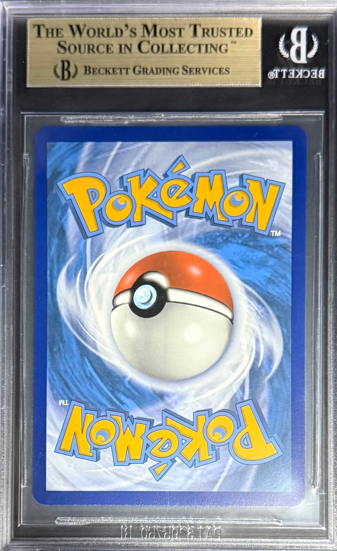 Pokemon Gyarados GX Pokemon Sun & Moon Hidden Fates 2019 Beckett BGS 9.5