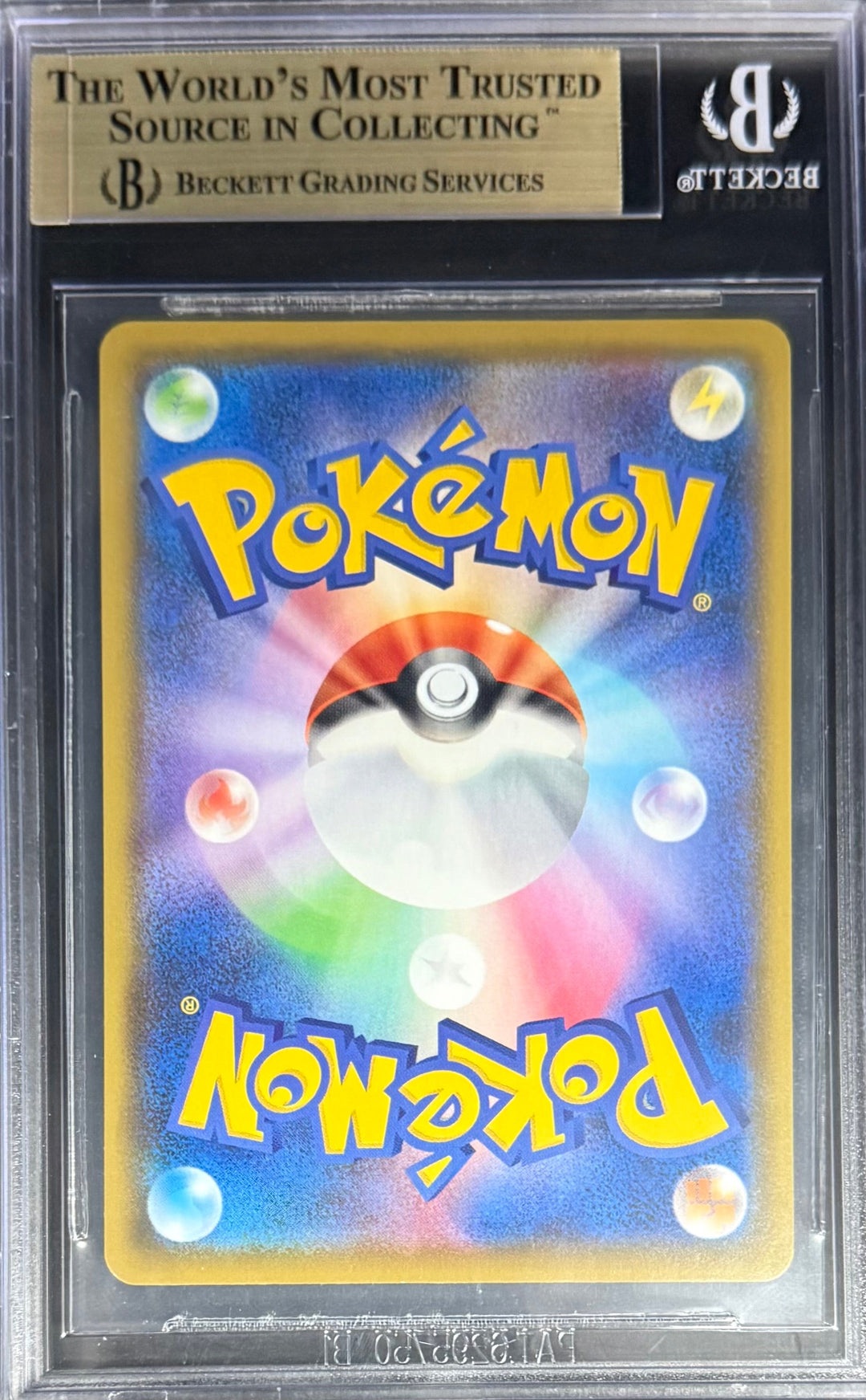 Pokemon Charizard V 307/190 Pokemon Sword & Shield Shiny Star 2020 Beckett BGS 9.5