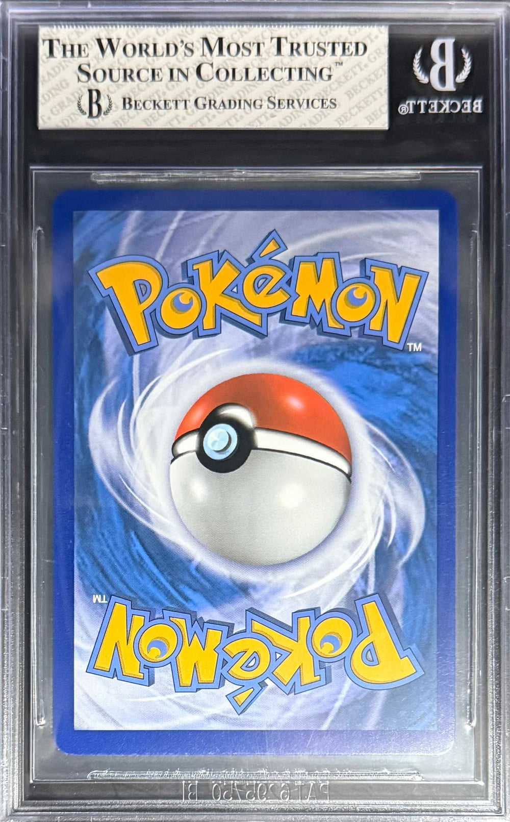 Pokemon Entei 10/73 Pokemon Shining Legends 2017 Beckett BGS 8