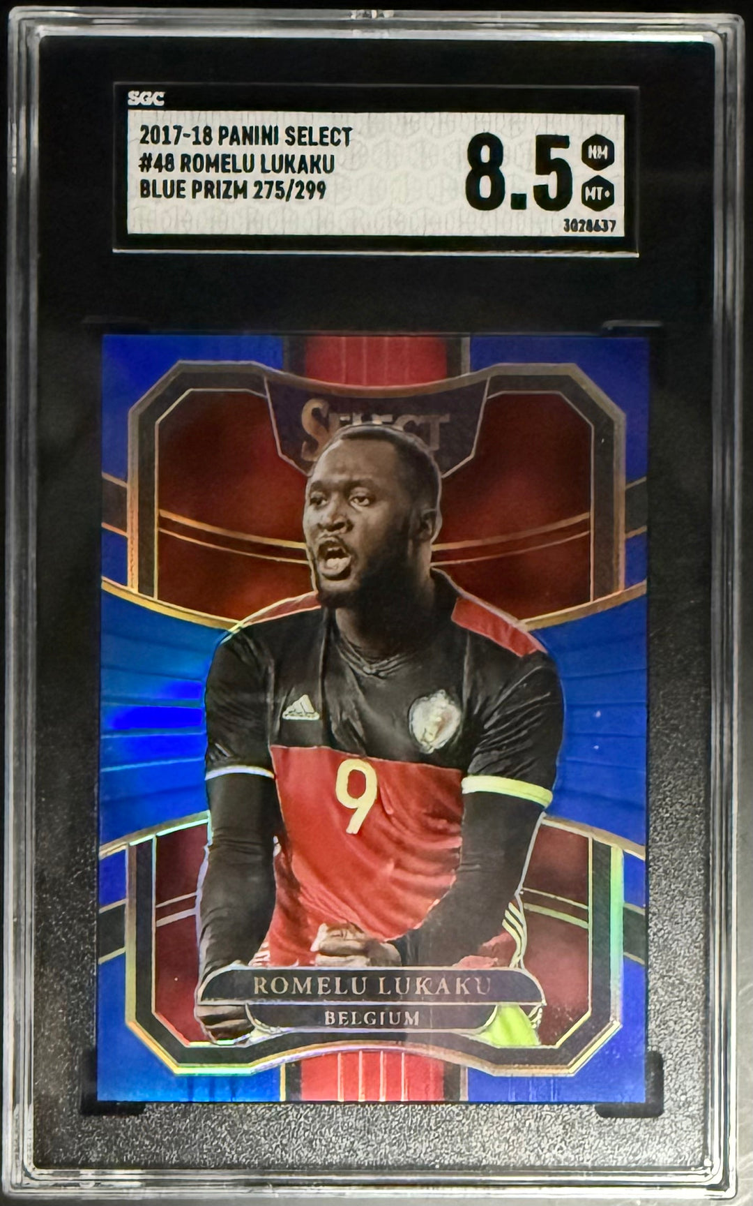 Panini Romelu Lukaku Blue Prizm /299 Panini Select 2017-18 #48 SGC 8.5