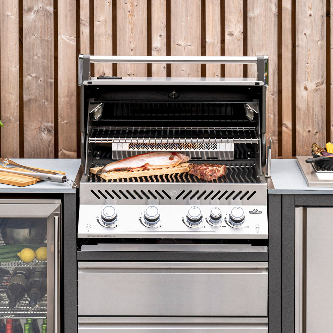 Napoleon Prestige Pro 500 Built-in Gas Grill - Propane