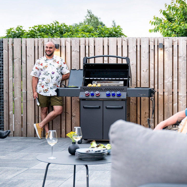 Napoleon Phantom Prestige 500 RSIB Gas Barbecue